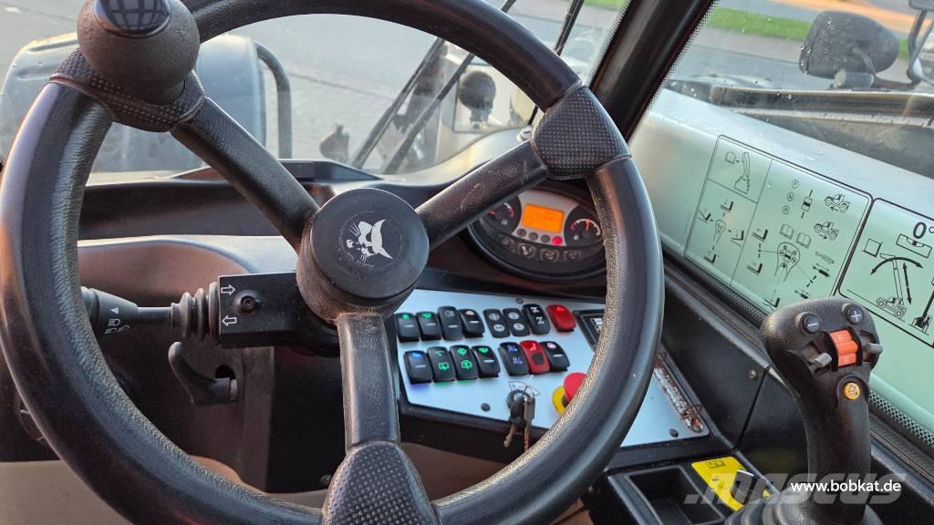 Bobcat TL 358 Poljoprivredni teleskopski utovarivači