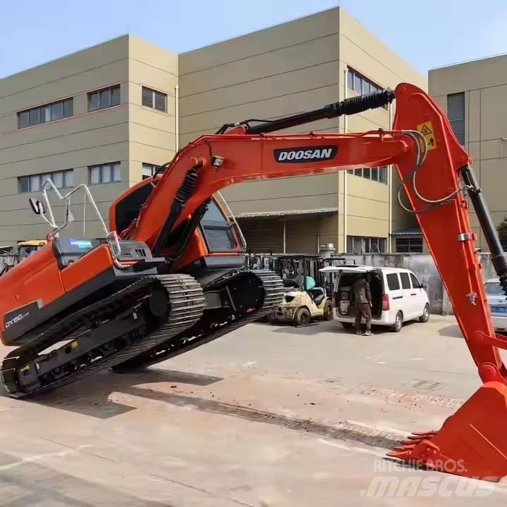 Doosan DX150 Midi bageri 7t – 12t