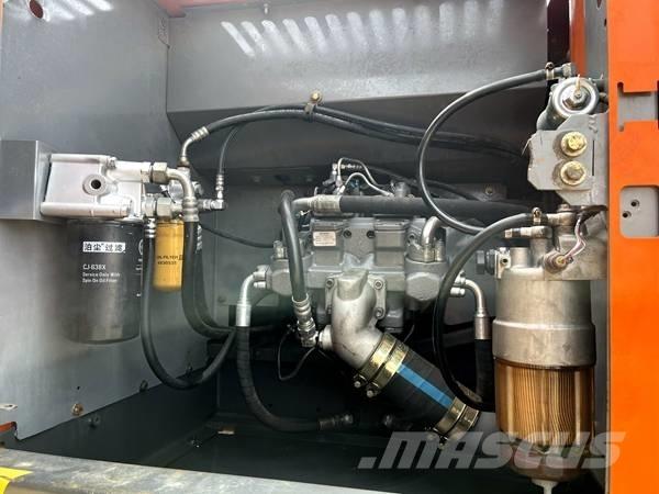Hitachi zx240 Bageri guseničari