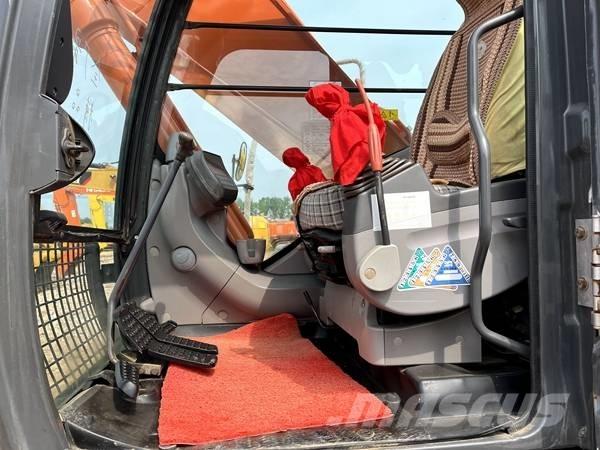 Hitachi zx240 Bageri guseničari