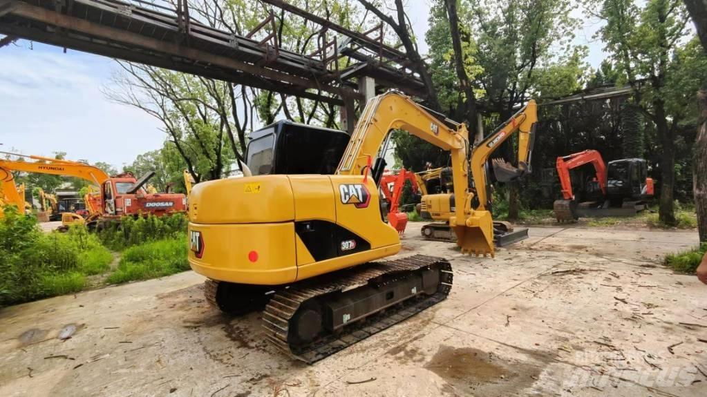 CAT 307 Bageri guseničari