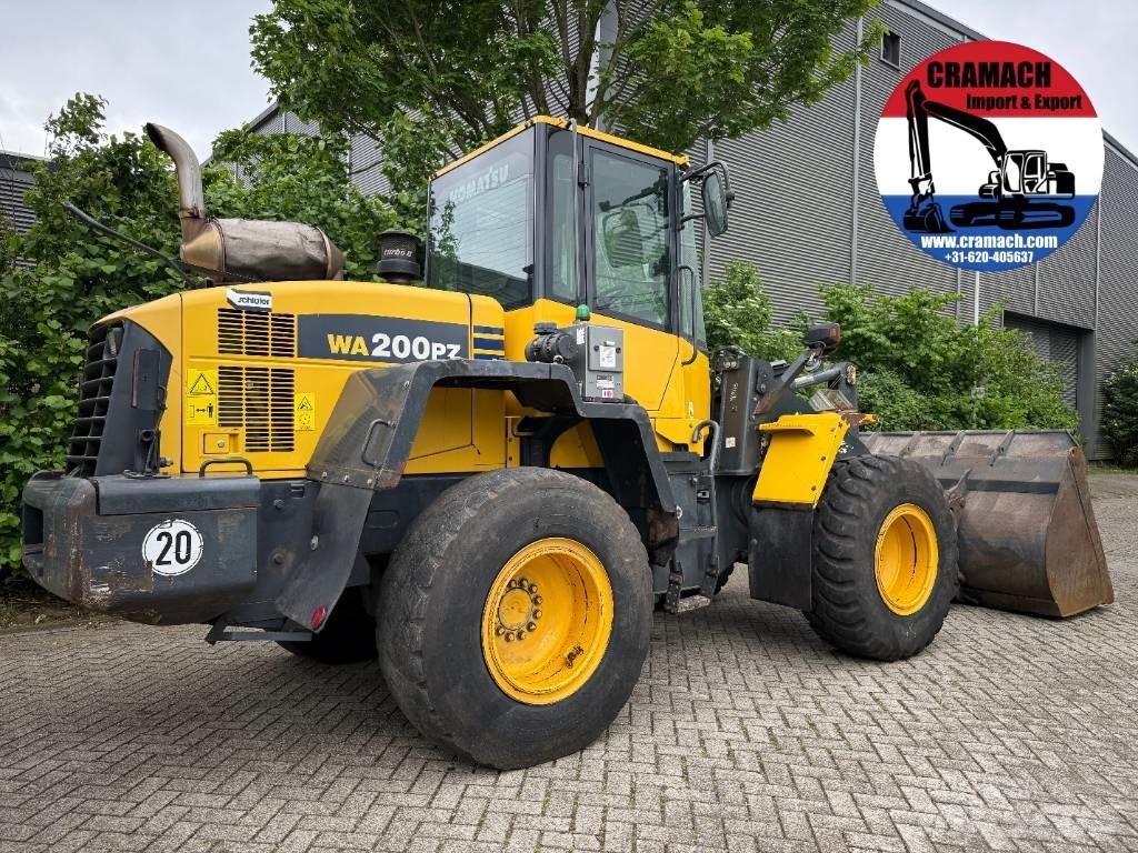 Komatsu WA 200 PZ-6 Utovarivači na točkove