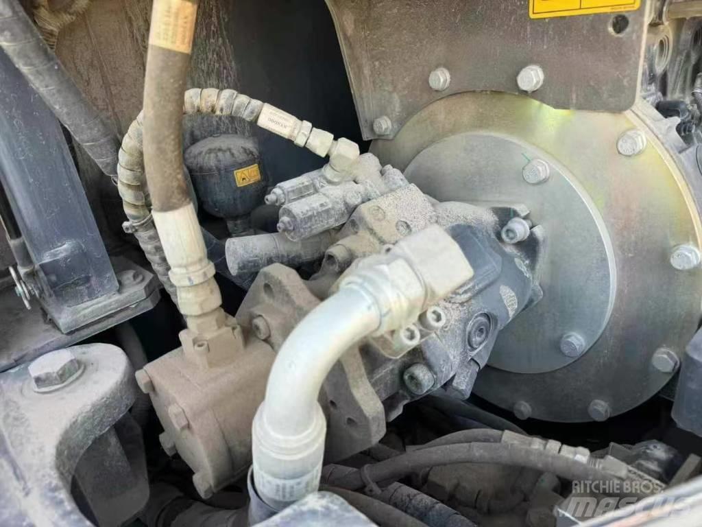 Doosan DX60W Bageri točkaši