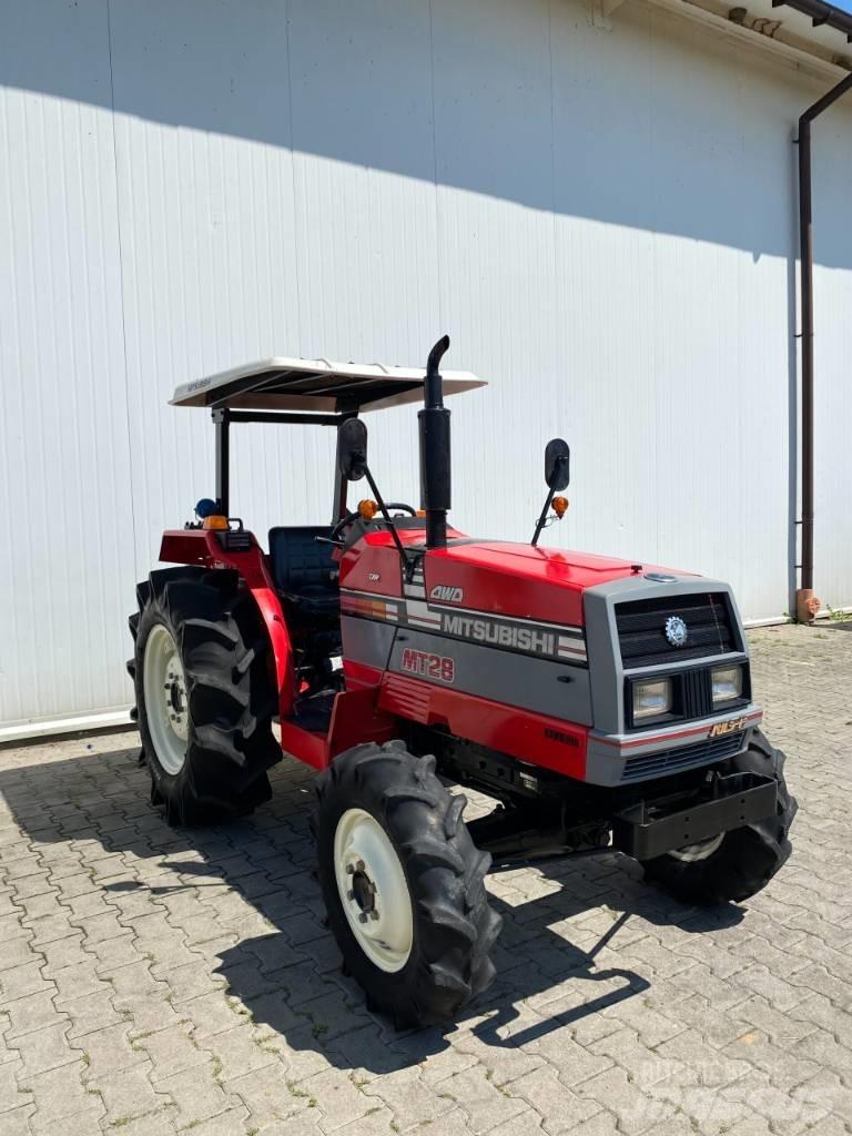 Mitsubishi MT28 Manji traktori