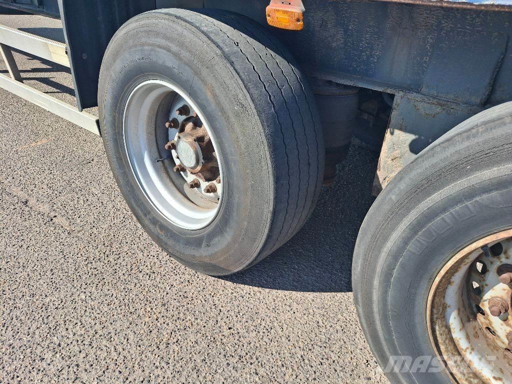  Ligthart 1227 TA Poluprikolice sa ciradom
