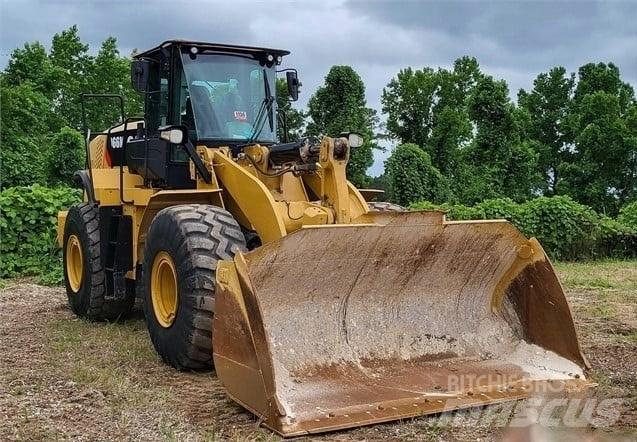 CAT 966M Utovarivači na točkove