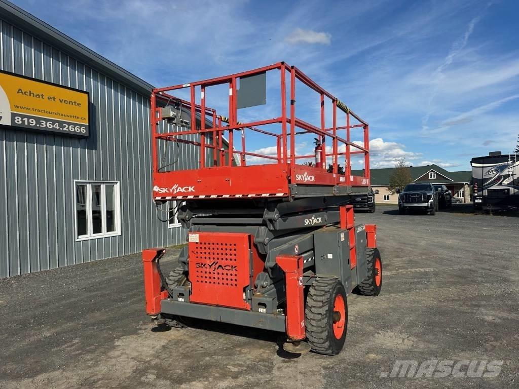 SkyJack SJ 8841 RT Makazaste platforme