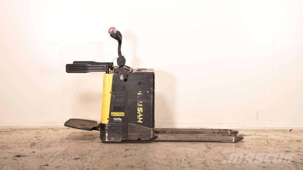 Hyster P 2.0 S Nisko podizni električni viljuškar sa stajalištom