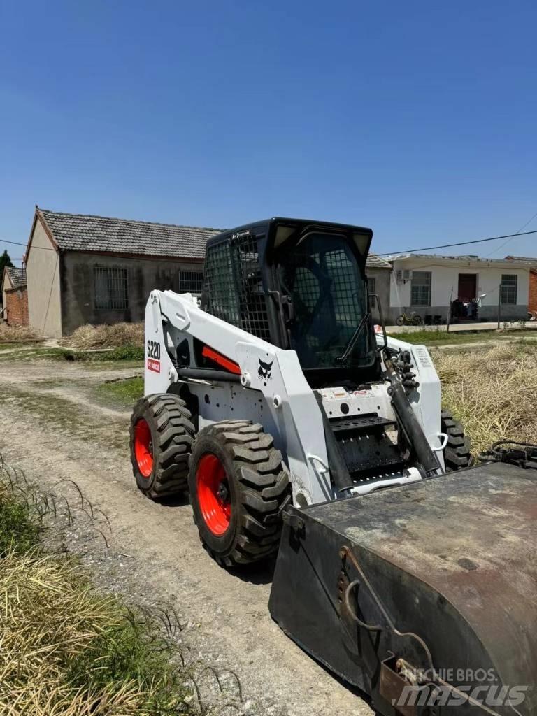 Bobcat S 220 Skid steer mini utovarivači