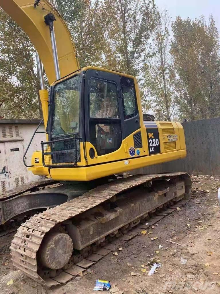 Komatsu pc220-8 Bageri guseničari