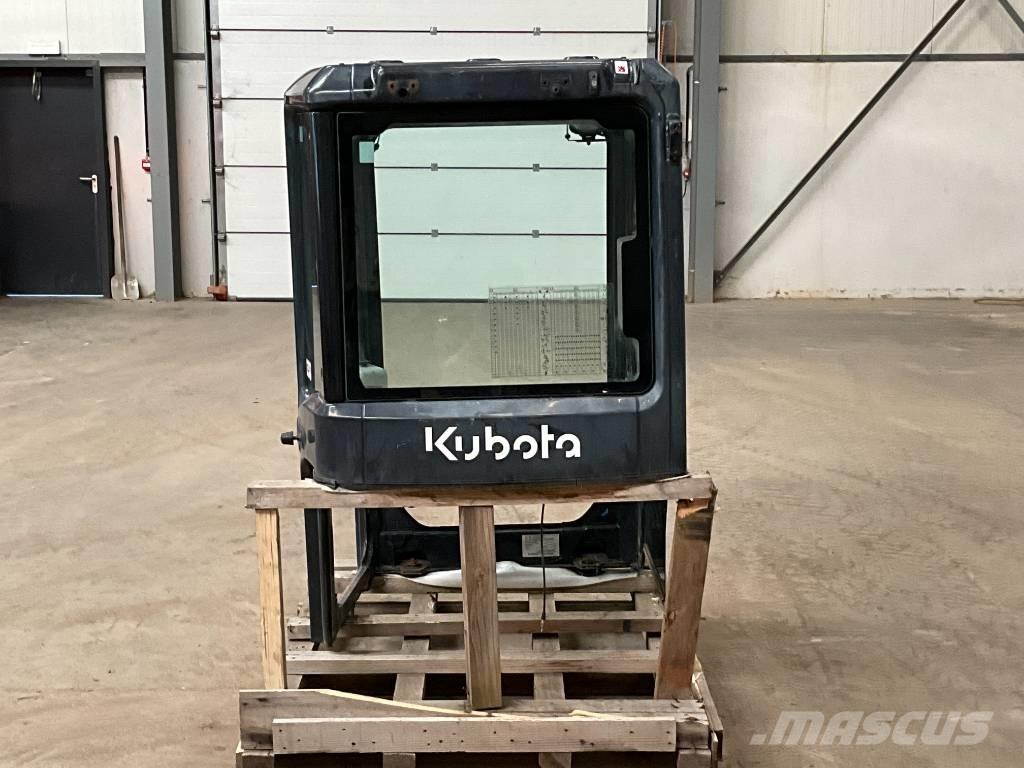 Kubota U 48-4 / U 55-4 Kabine i unutrašnjost