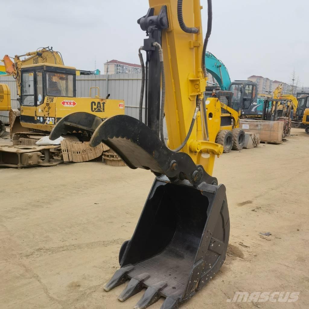 Komatsu PC78US-6 Midi bageri 7t – 12t