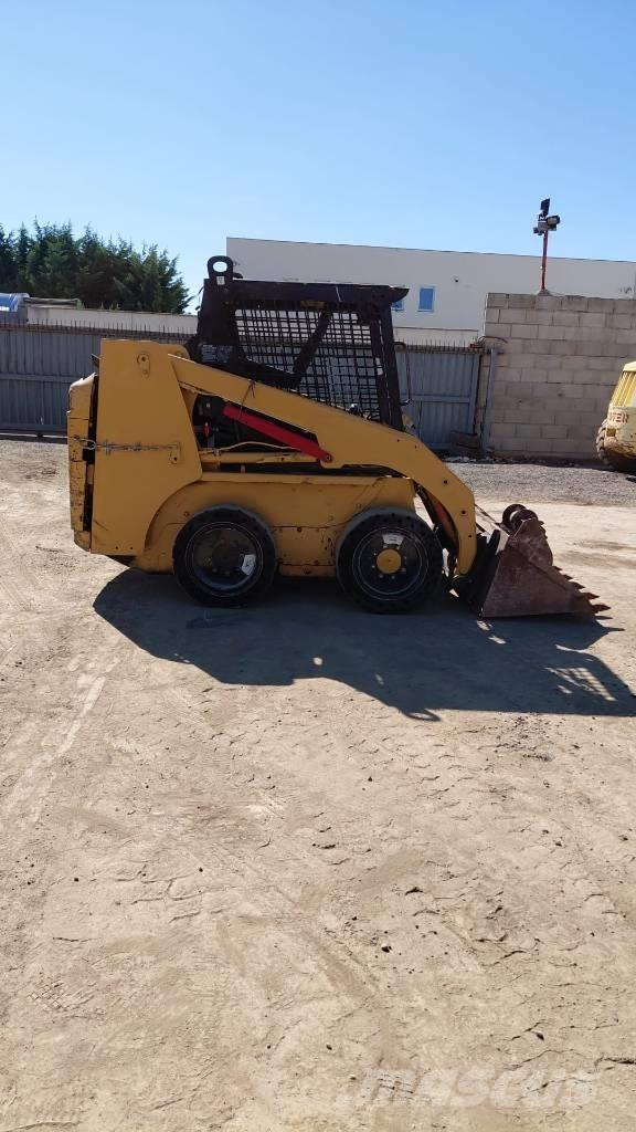 CAT 216 B Mini utovarivači