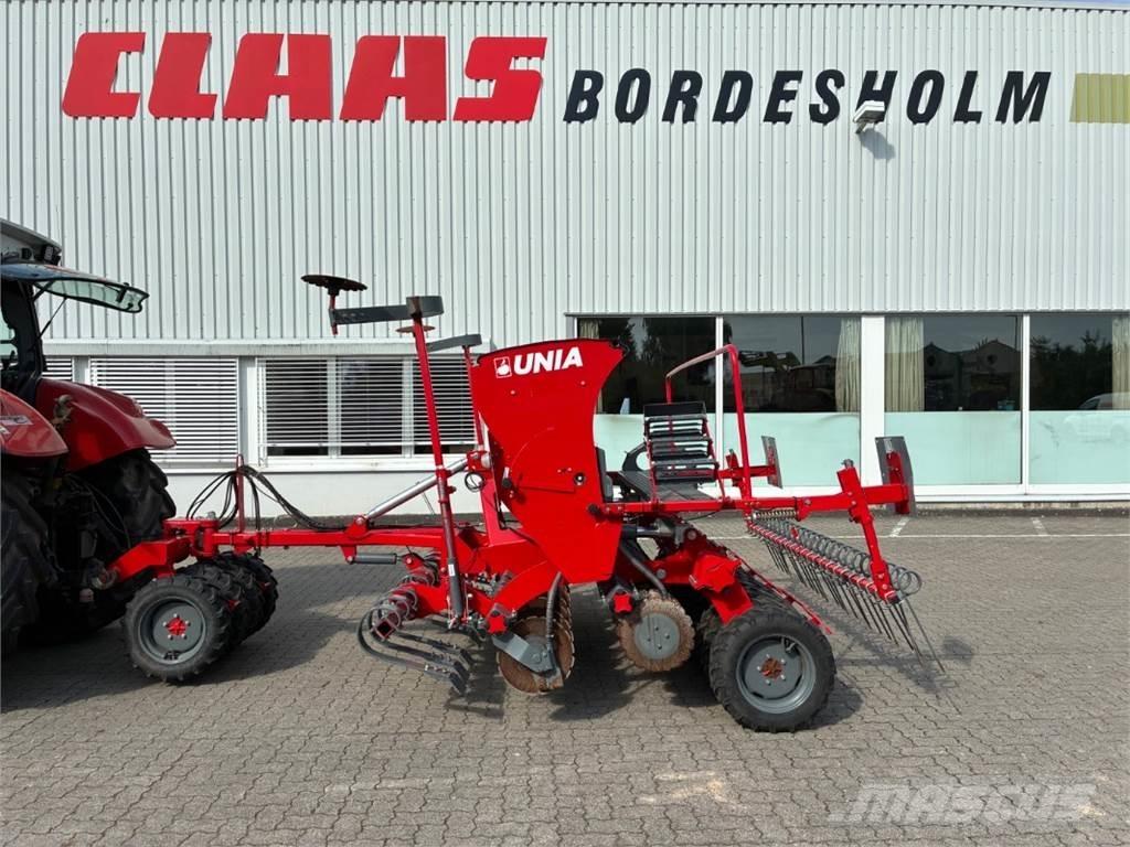 Unia Amber 900/3 Sejačice