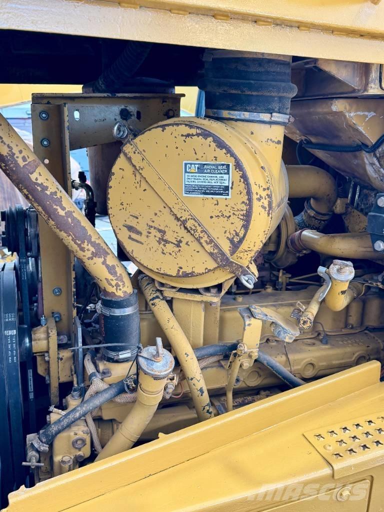 CAT D 6 H Buldožeri guseničari
