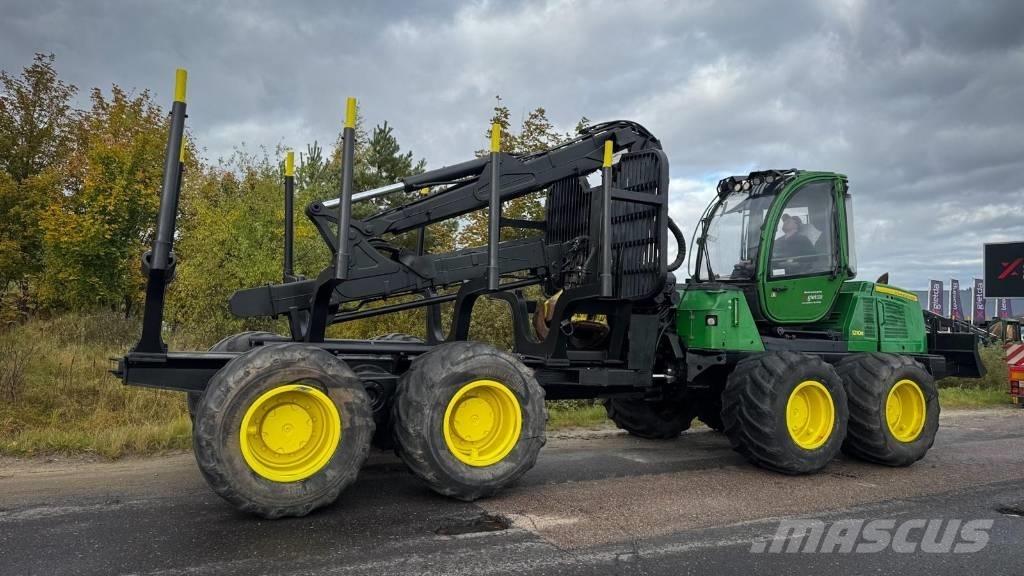 John Deere 1210 E Forvarderi