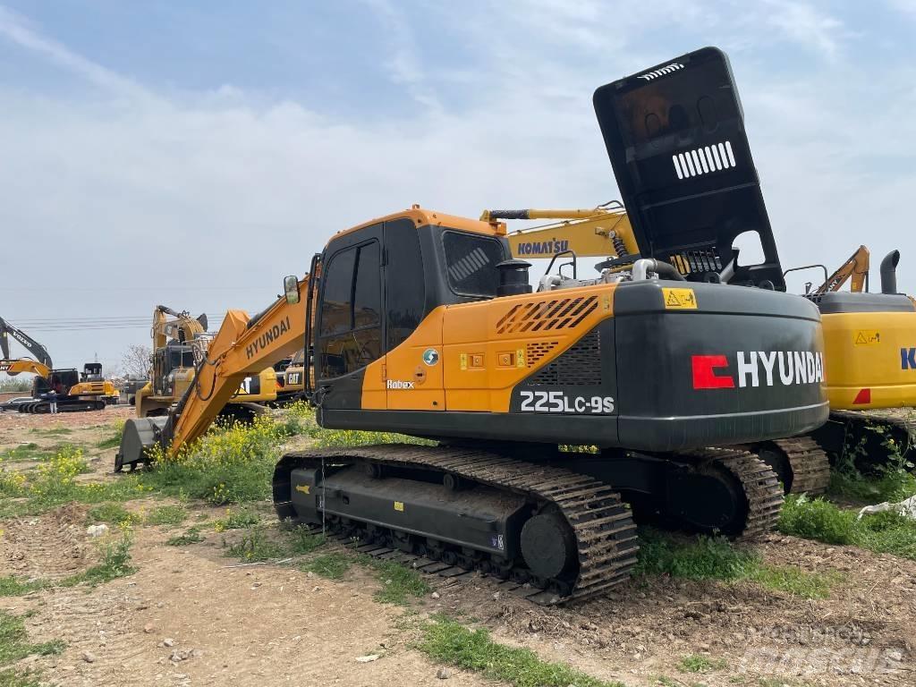 Hyundai 220LC-9S Bageri guseničari