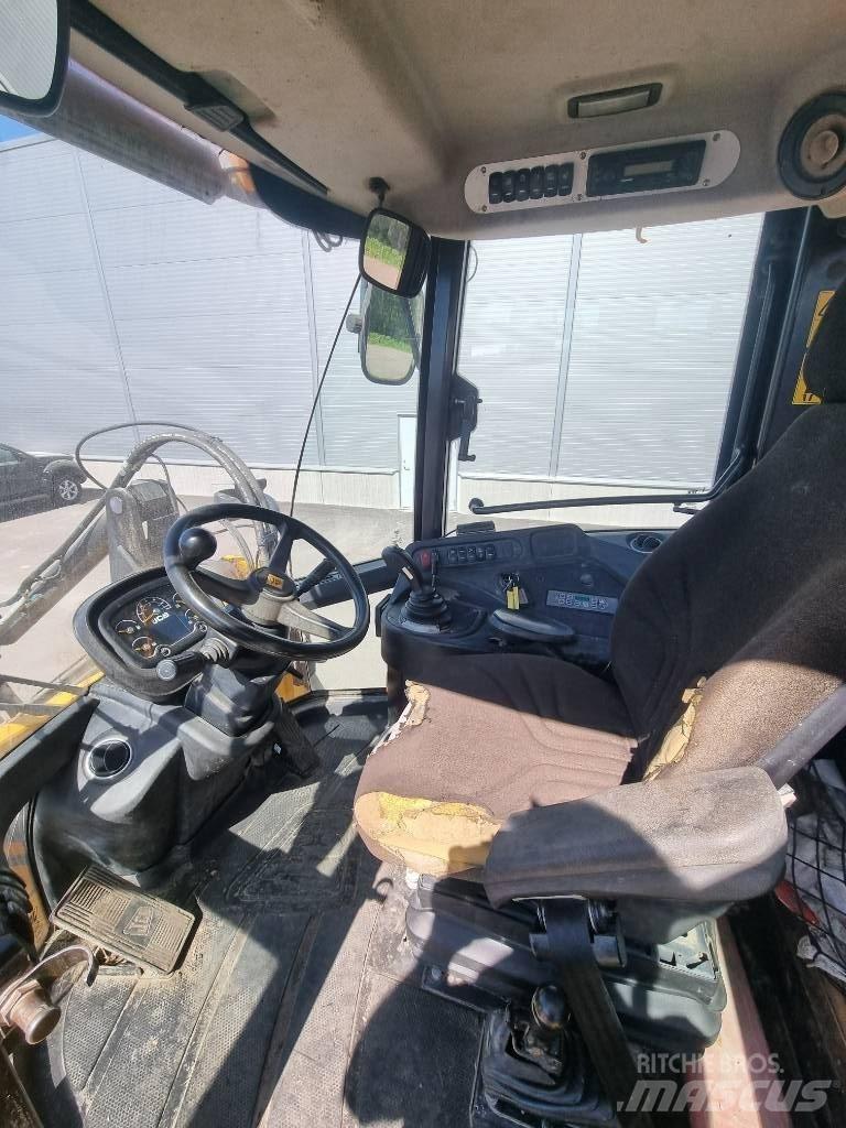 JCB 427 Utovarivači na točkove