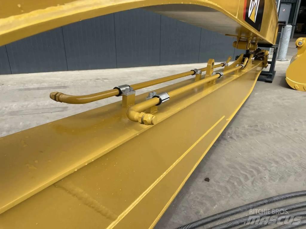 CAT 323F 15m Set Utovarne korpe