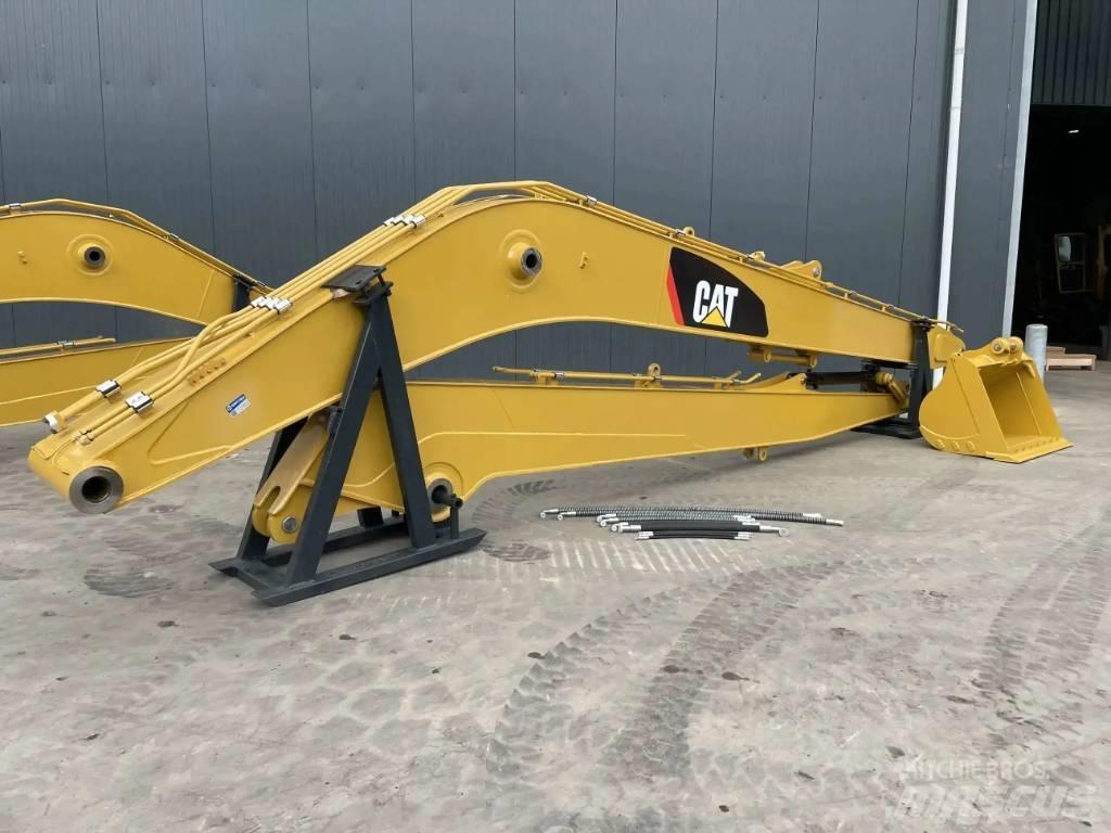 CAT 323F 15m Set Utovarne korpe