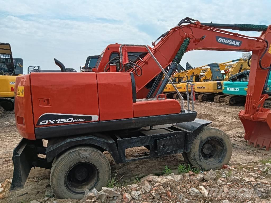 Doosan DH 150 W-7 Bageri guseničari