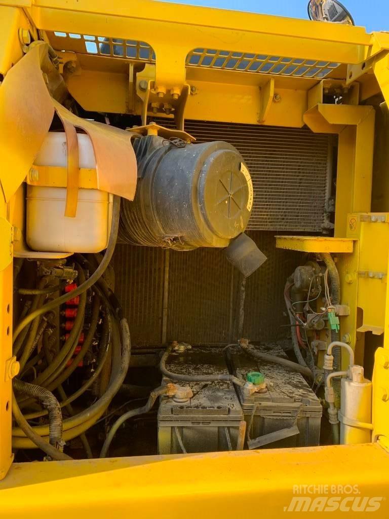 Komatsu PC 130 Bageri guseničari
