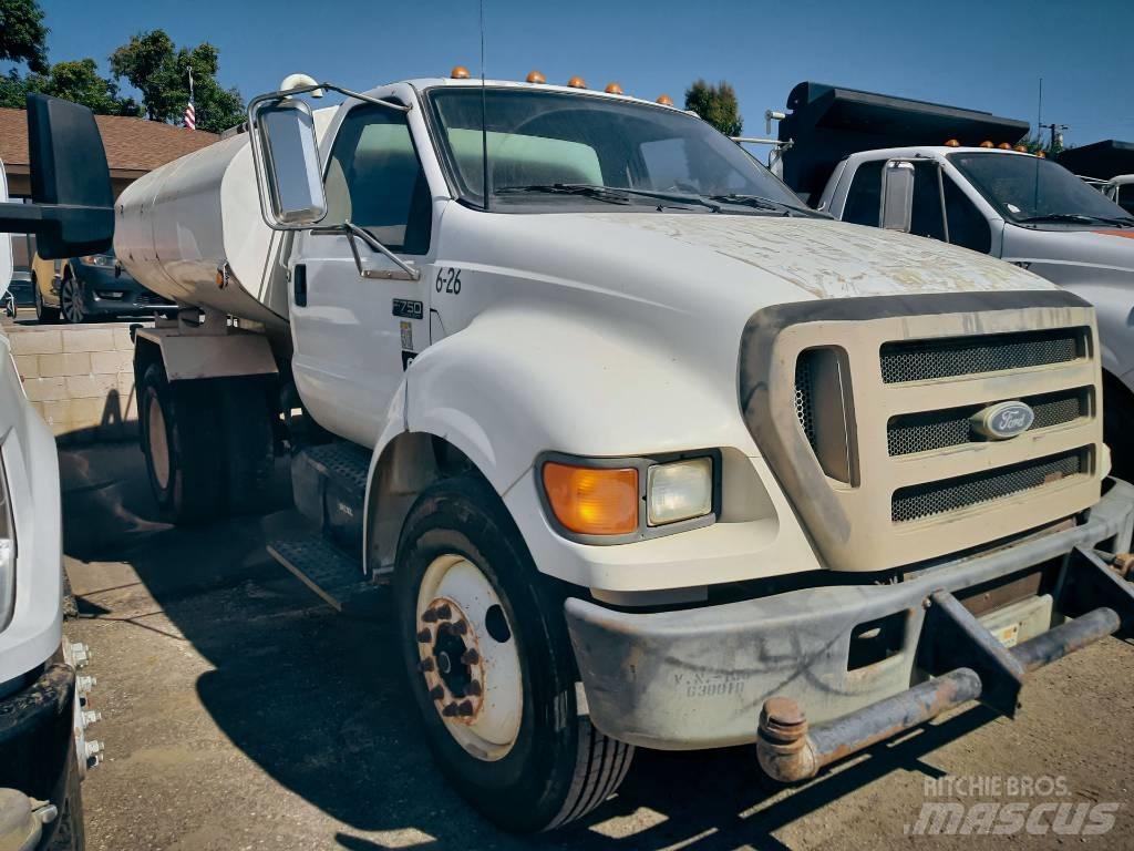 Ford F 750 XL SD Kamioni za vodu