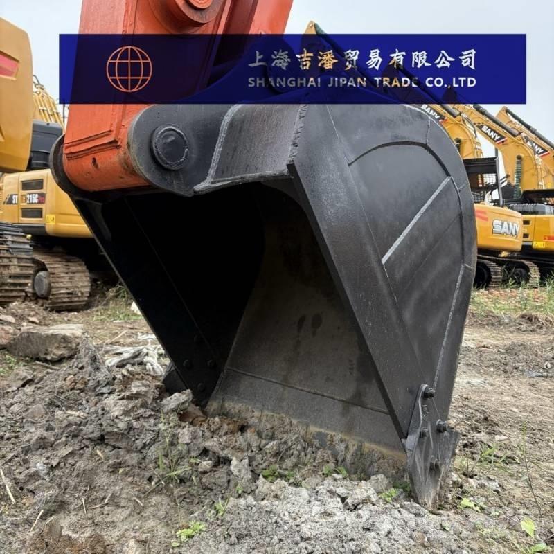 Hitachi ZX 210 Bageri guseničari