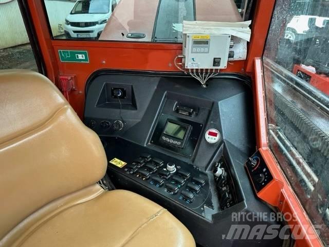 Ditch Witch JT 30 AT Oprema za horizontalno usmereno bušenje