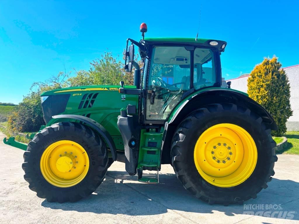 John Deere 6175 R Traktori