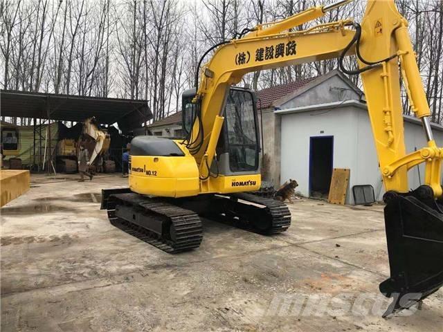 Komatsu PC130 Bageri guseničari
