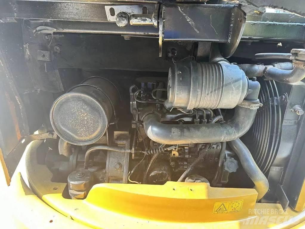 CAT 303CR Bageri guseničari