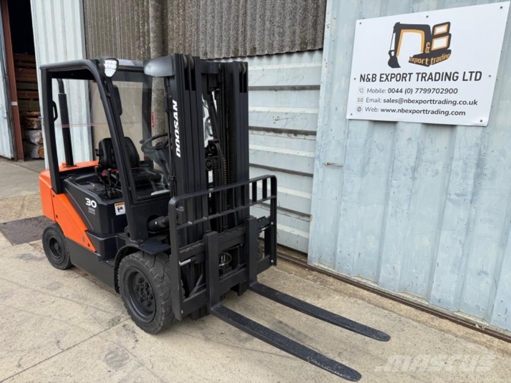 Doosan D 30 Dizelski viljuškari