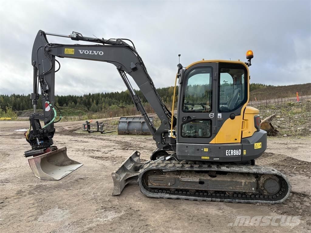 Volvo ECR88 D Midi bageri 7t – 12t