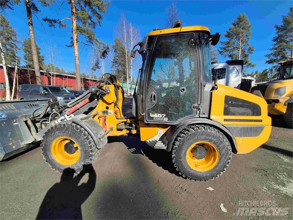 JCB 407 Utovarivači na točkove