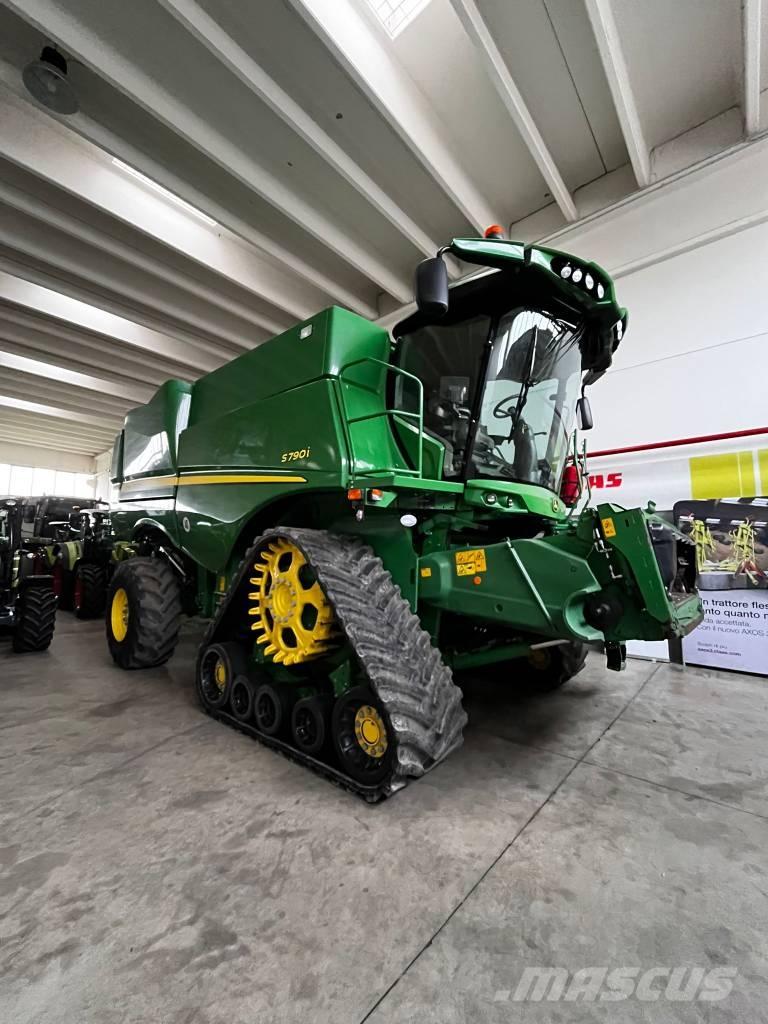 John Deere S790 i Kombajni