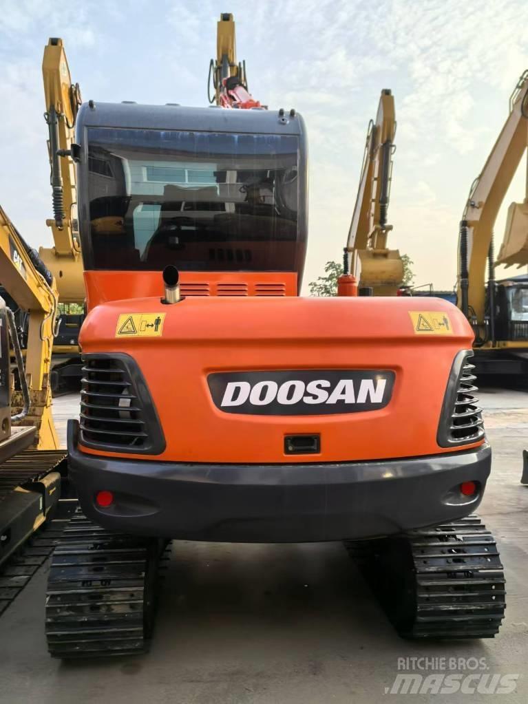 Doosan DX60-9C Mini bageri < 7t