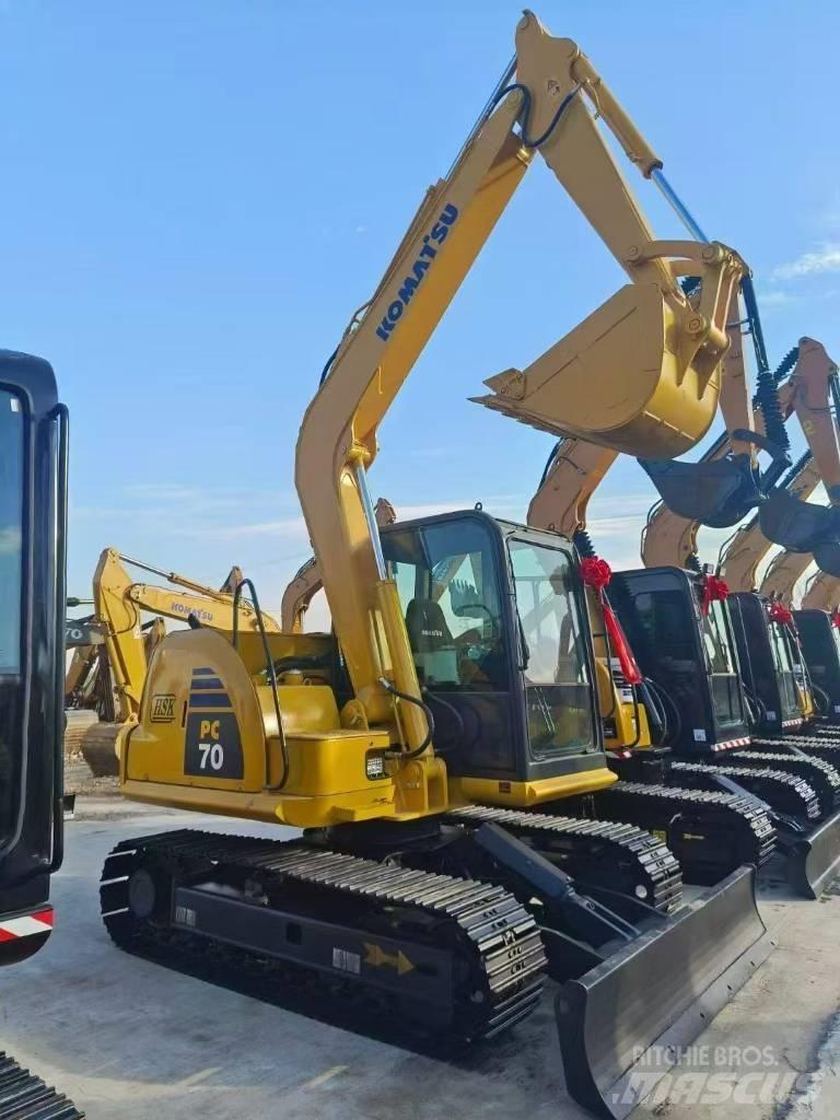 Komatsu 70 Bageri guseničari