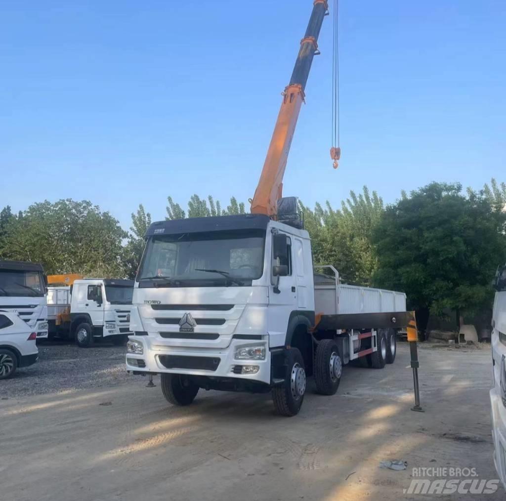 Howo 371 375 Rol kiper kamioni sa kukom za podizanje tereta