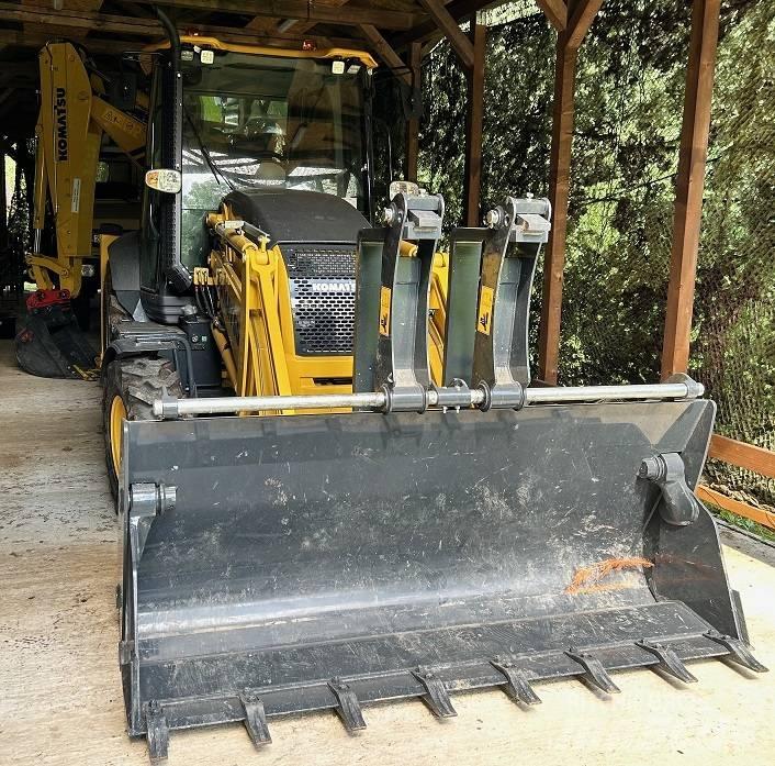 Komatsu WB 93 R 8E0 Rovokopači