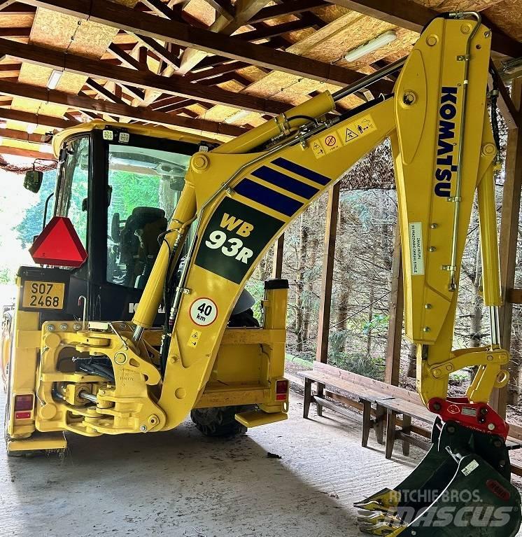 Komatsu WB 93 R 8E0 Rovokopači