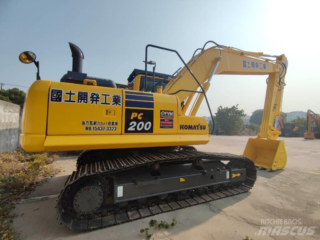 Komatsu PC 200-8 Bageri guseničari