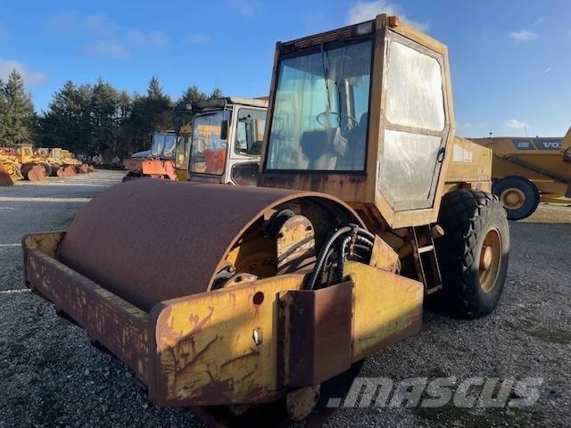 Komatsu JV110WA-HD Valjci sa jednim bubnjem