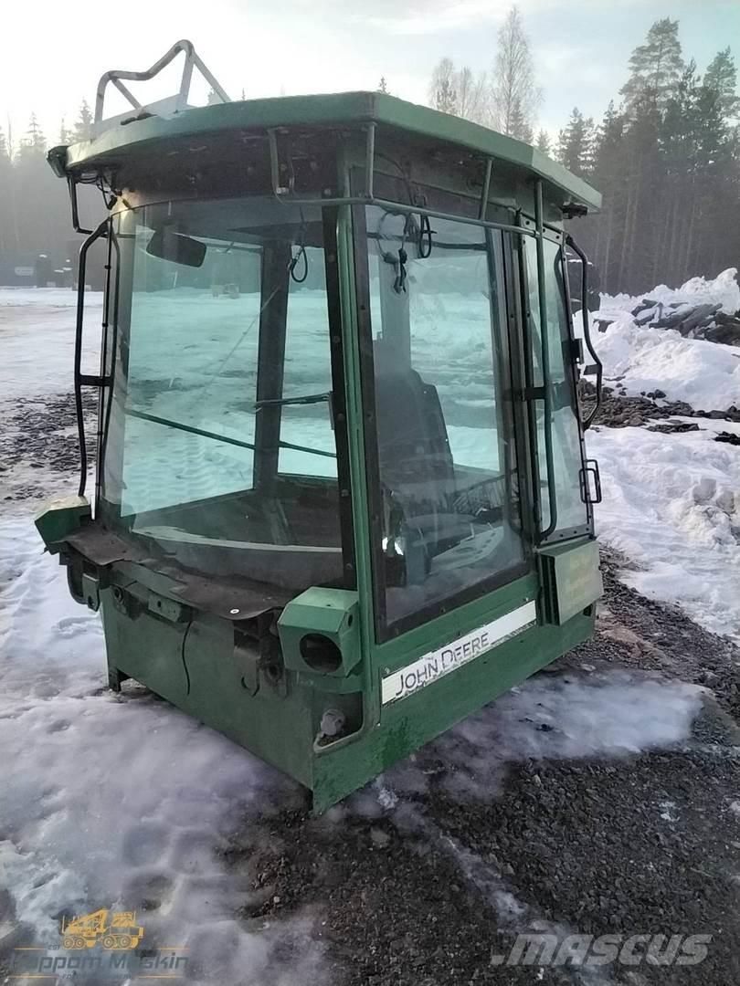 John Deere 1710 Kabine i unutrašnjost