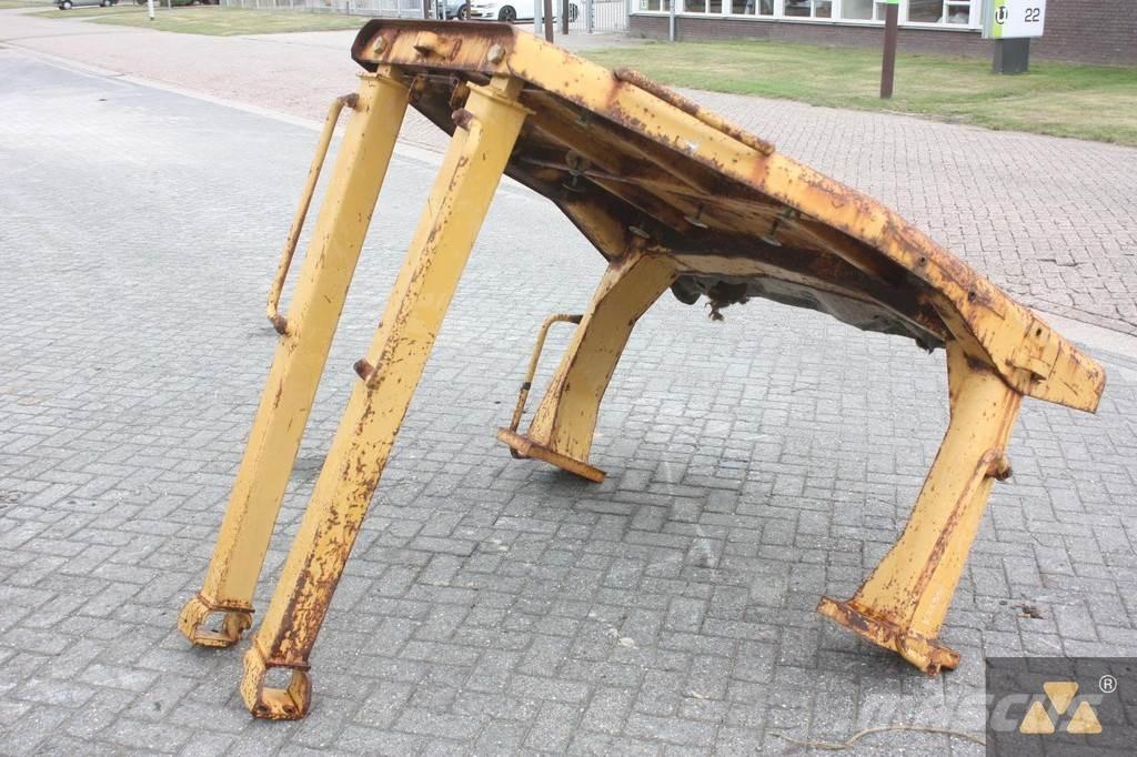 CAT D7H O-rops cab Kabine i unutrašnjost