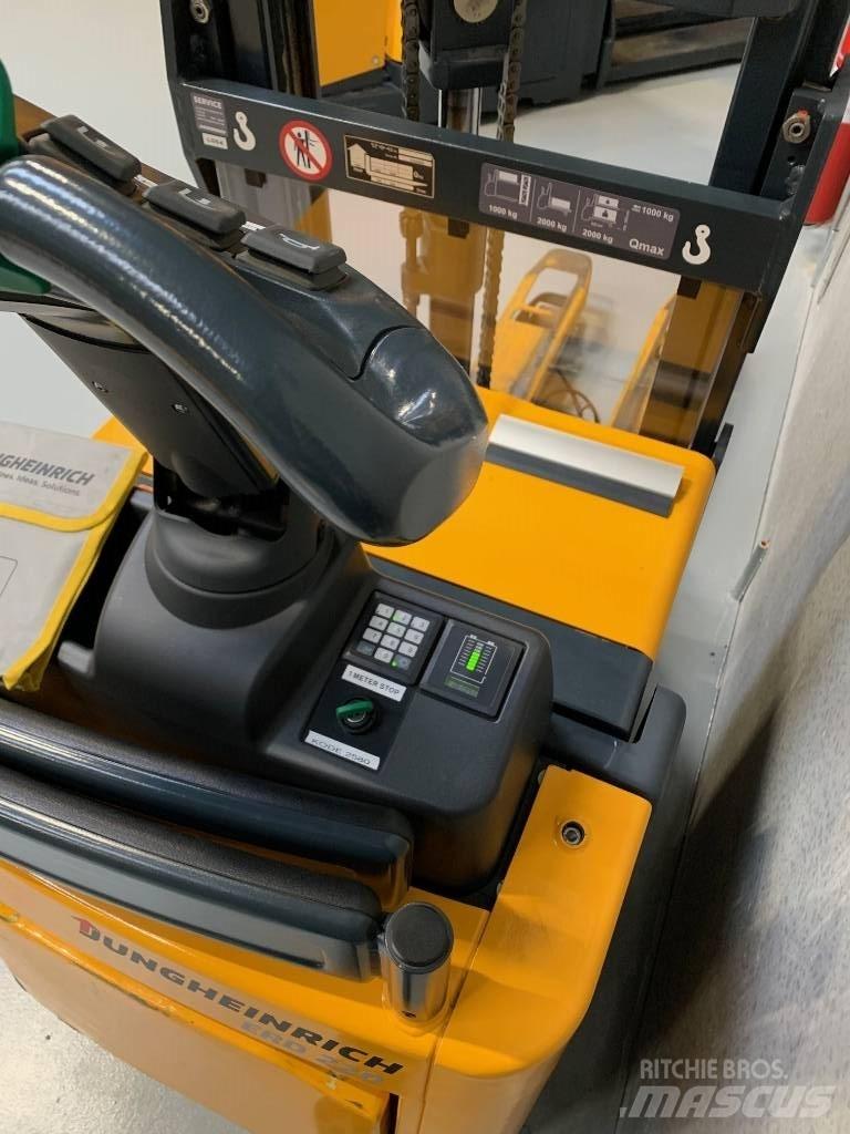 Jungheinrich ERD 220 Ručni električni viljuškar