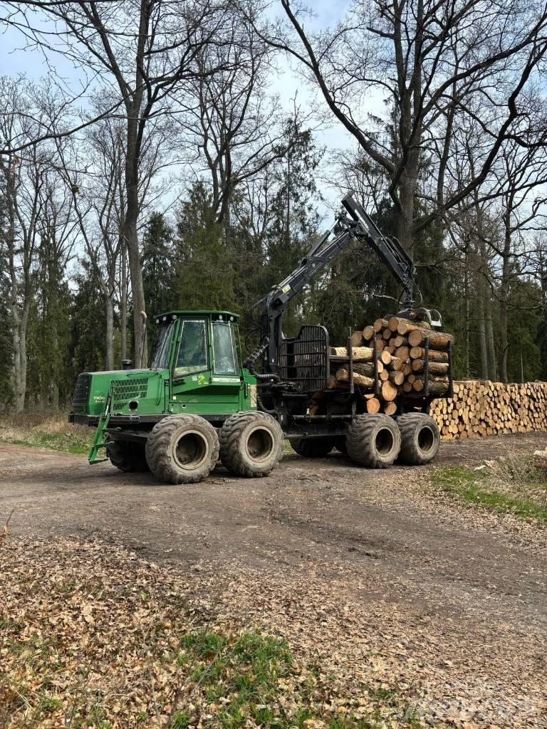 John Deere 1110 D Forvarderi