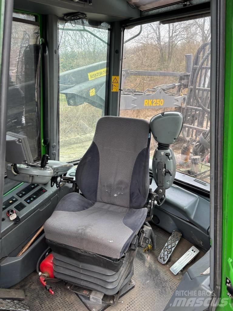 John Deere 1110 D Forvarderi