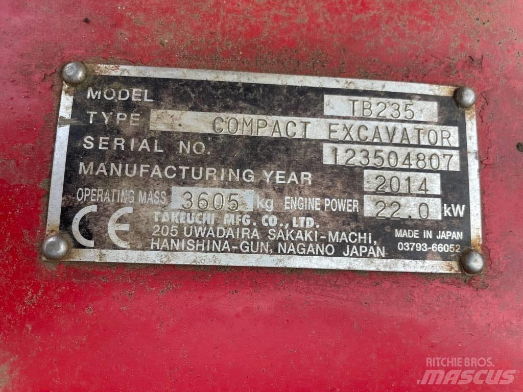 Takeuchi TB 235 Mini bageri < 7t
