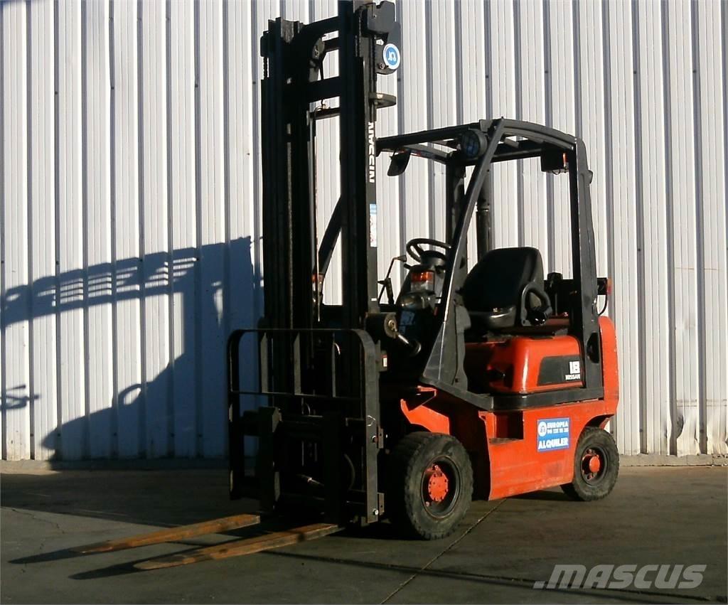 Nissan FD01A18Q Dizelski viljuškari